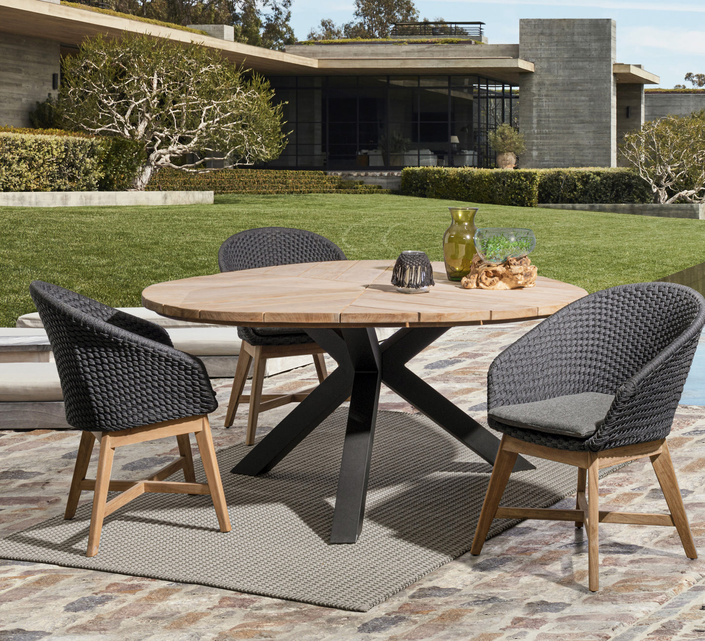 Bizzotto Coachella Anthrazit / Teak Gartenstuhl (inkl. Kissen)