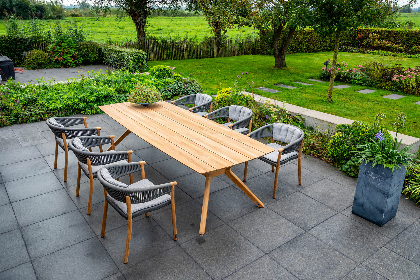 Traditional Teak Carmen Teak Garden Table 220 x 102 cm