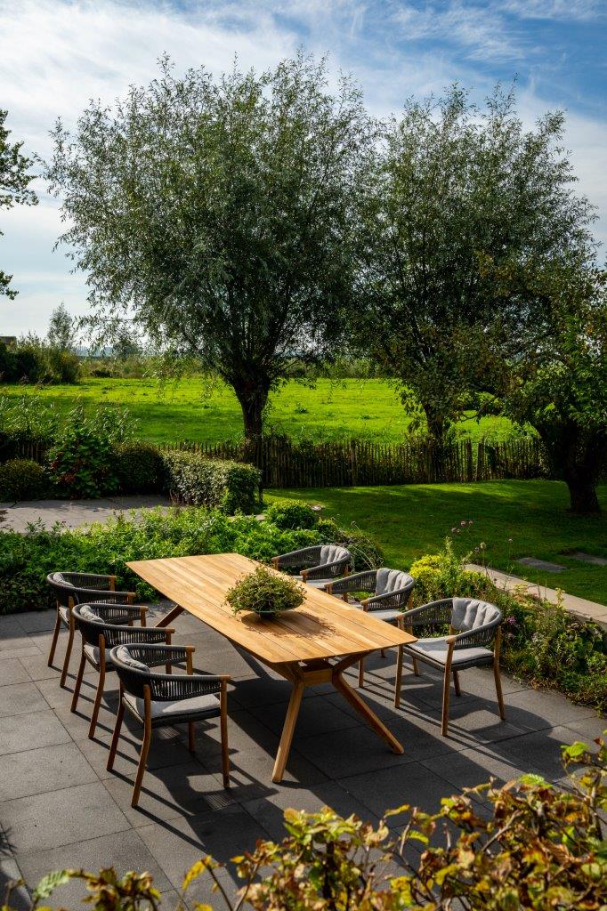 Traditional Teak Carmen Teak Garden Table 220 x 102 cm