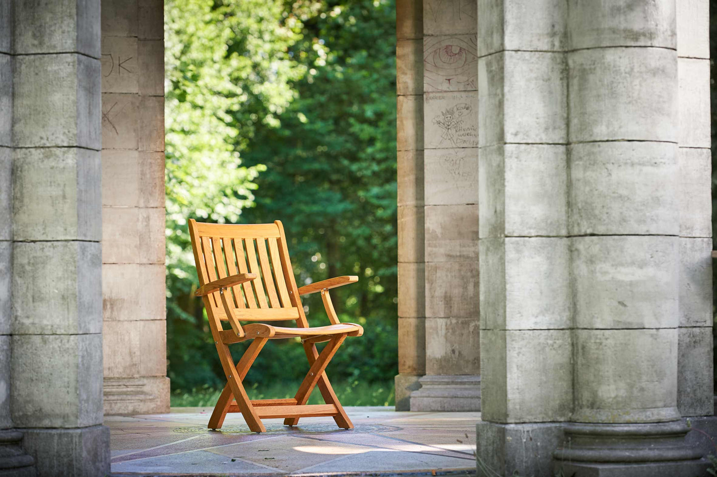 Traditional Teak Alexia folding armchair