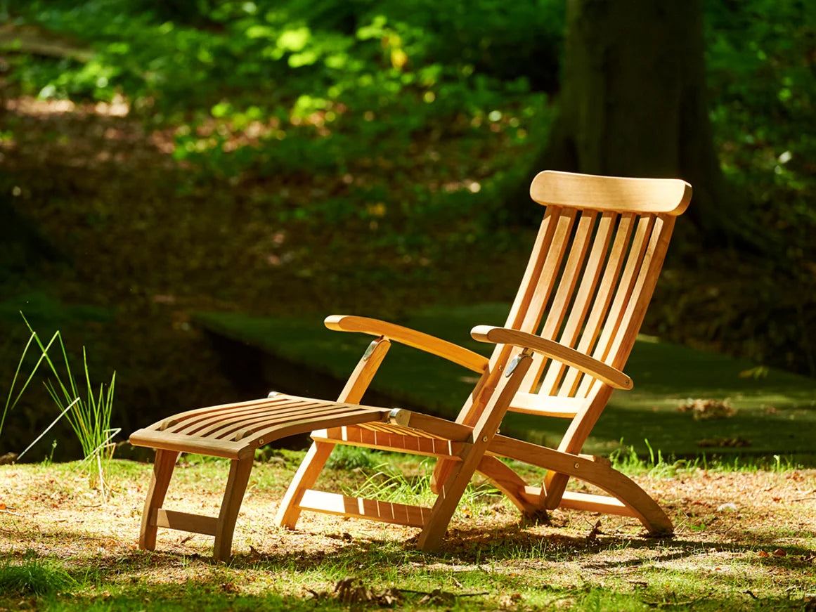 Traditional Teak Victoria Teak Deckchair